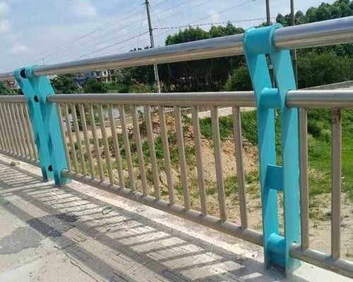 偃師河道護欄 塑木景觀材料的優勢與選購指南